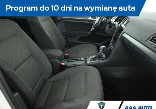 Volkswagen Golf cena 65000 przebieg: 47934, rok produkcji 2018 z Barwice małe 277